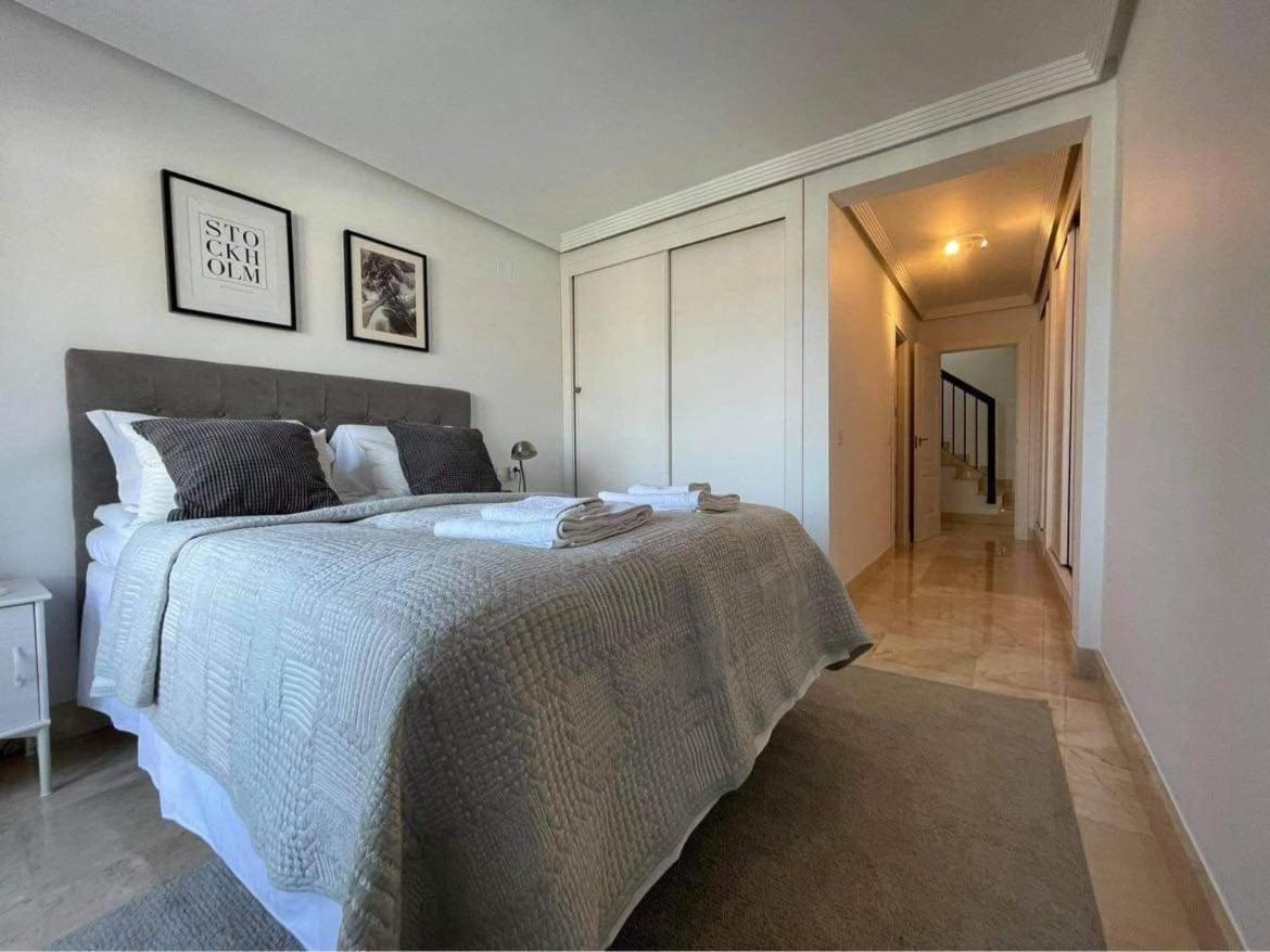 Apartmán Penthouse With Sea Views In Marbella Exteriér fotografie